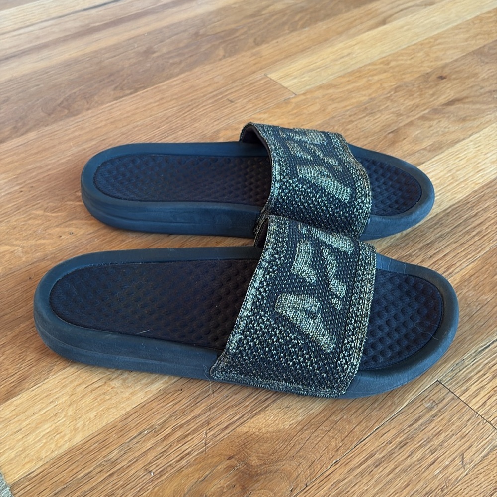 APL Big Logo Techloom Slide Black Gold Silver size 10 - Picture 4 of 7